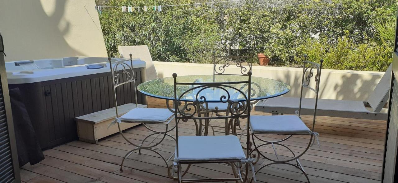 T2 Renove 100m Avec Privatif Entre Calvi Et Ile Rousse Appartement Lumio (Corsica)